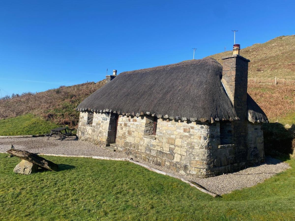Tigh Mairi At Mary'S Thatched Cottages Elgol Экстерьер фото