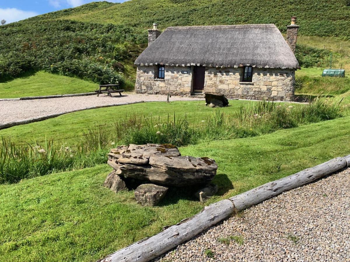 Tigh Mairi At Mary'S Thatched Cottages Elgol Экстерьер фото