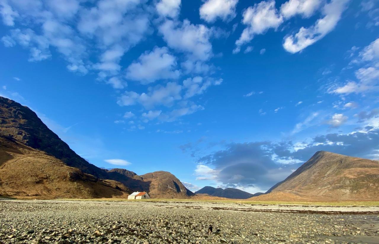Tigh Mairi At Mary'S Thatched Cottages Elgol Экстерьер фото